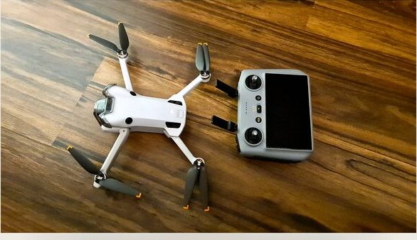 DJI Drohne